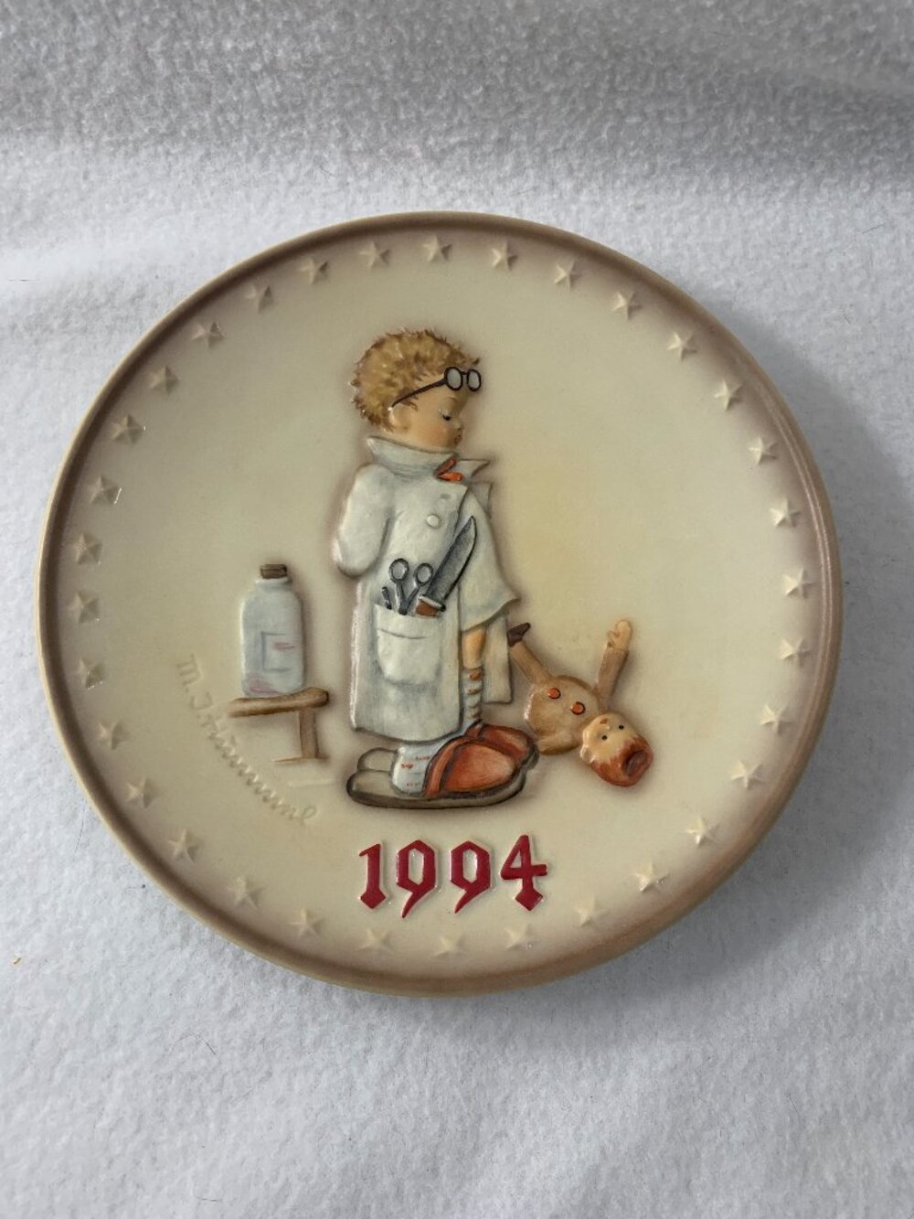 1994 Goebel M.I. Hummel Annual Plate Series Collector Plate Hum 290 Germany